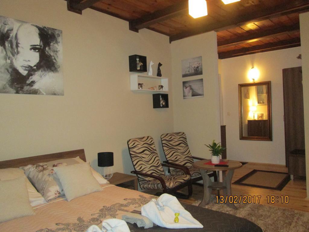 Apartamenty Przy Farze Kazimierz Dolny Quarto foto